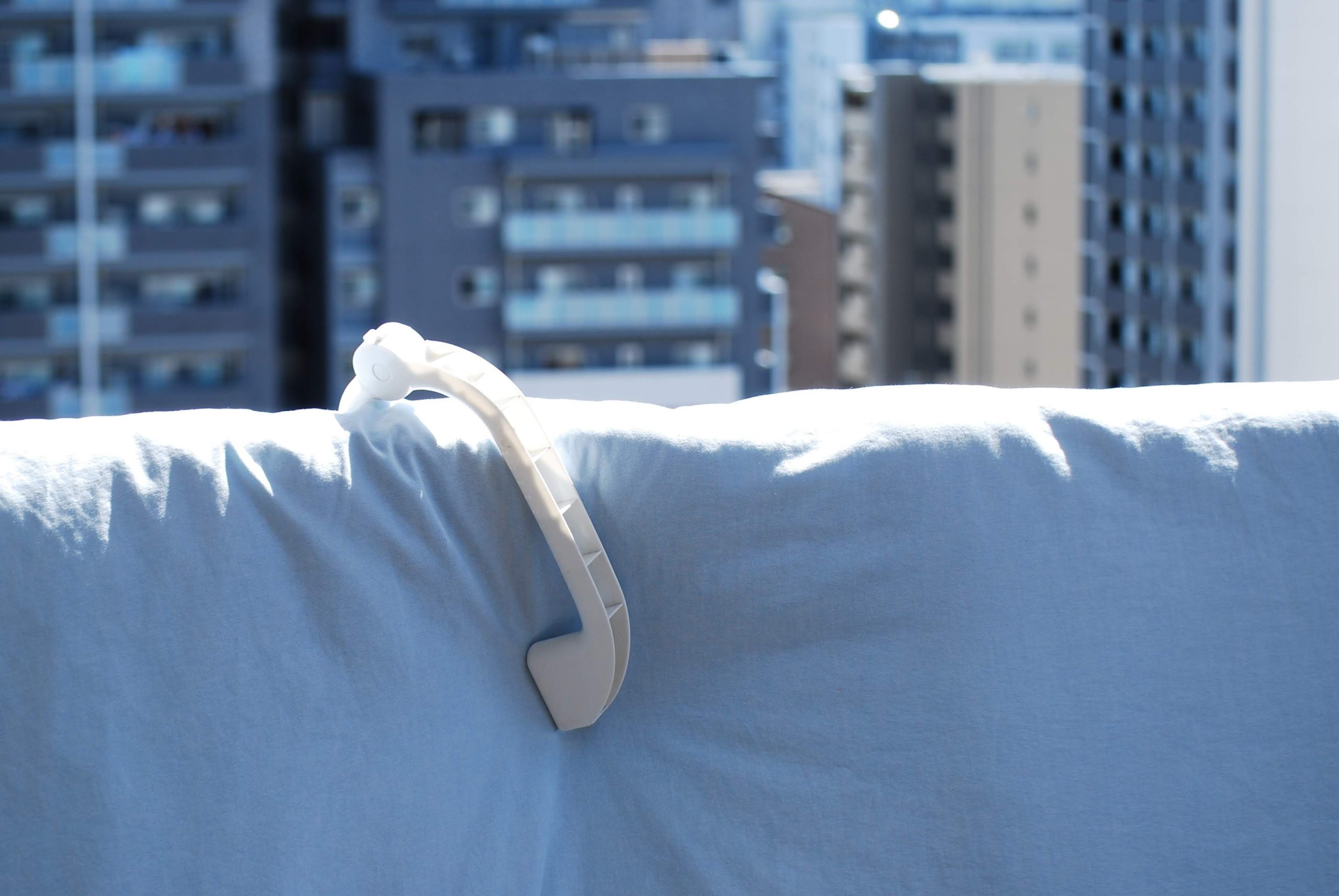 【検証あり】布団の天日干しではダニ退治ができない！