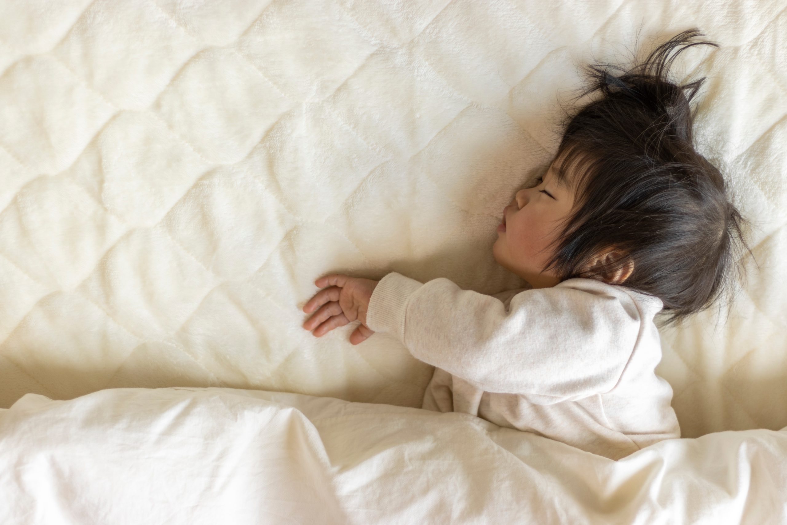 布団のダニ対策に効果的な掃除機のかけ方